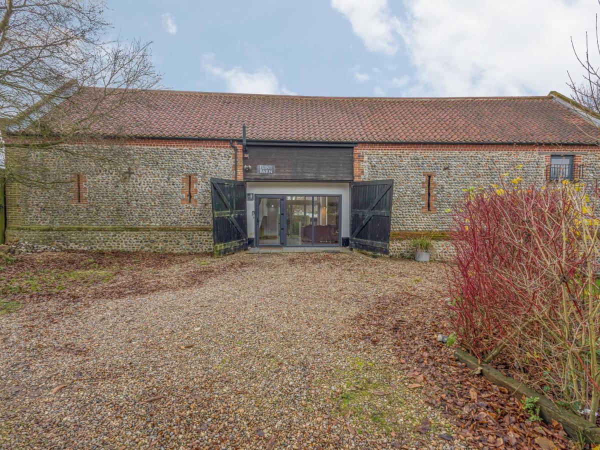 Vila Flint Barn North Walsham Exteriér fotografie